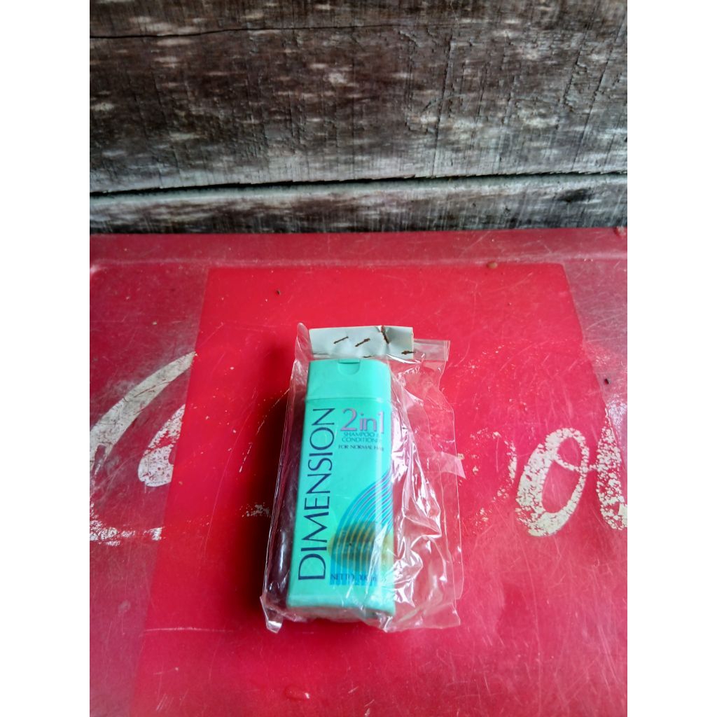 Shampo dimension 65 jadul antik kuno lawas vintage display mati