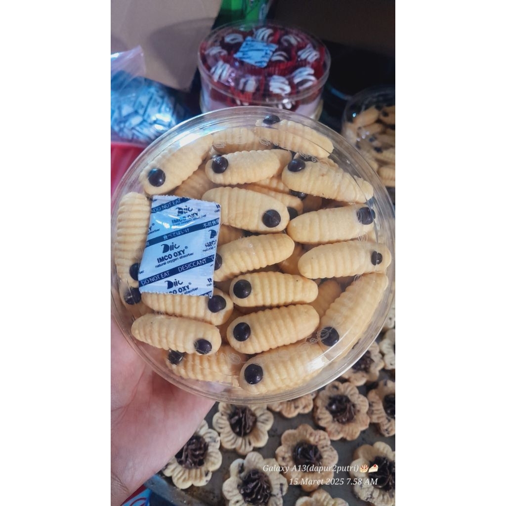 aneka kue kering toples 250g