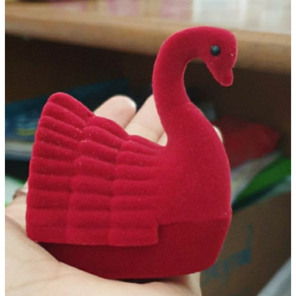 KOTAK CINCIN, KOTAK CINCIN LOVE, TEMPAT CINCIN, KOTAK PERHIASAN, TEMPAT PERHIASAN.