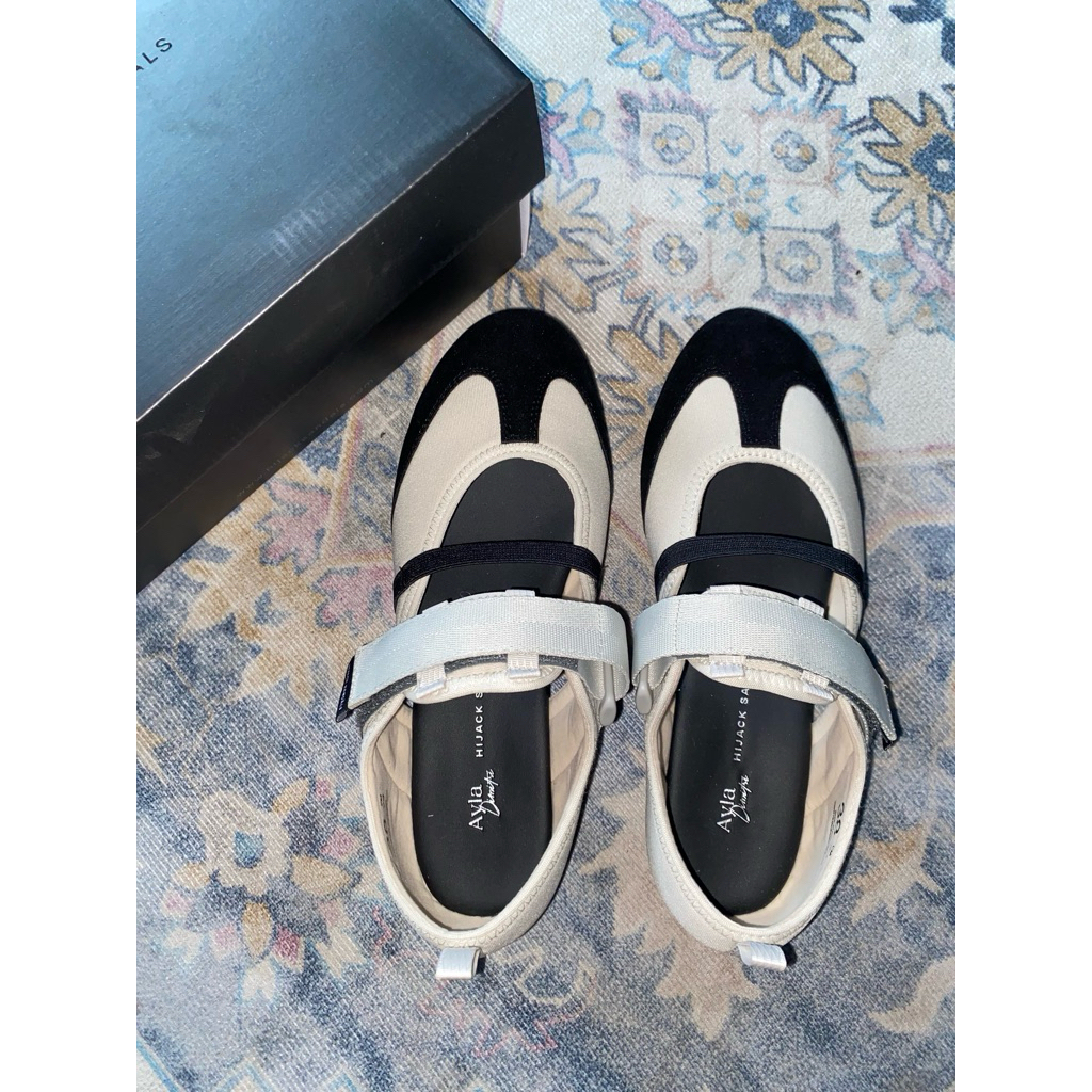 [SPLIT PAY] Hijack Sandals Twyla Sputnik