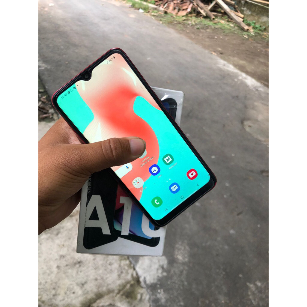 Samsung A10S handphone second kondisi normal semuanya unit fullset handphone second berkualitas