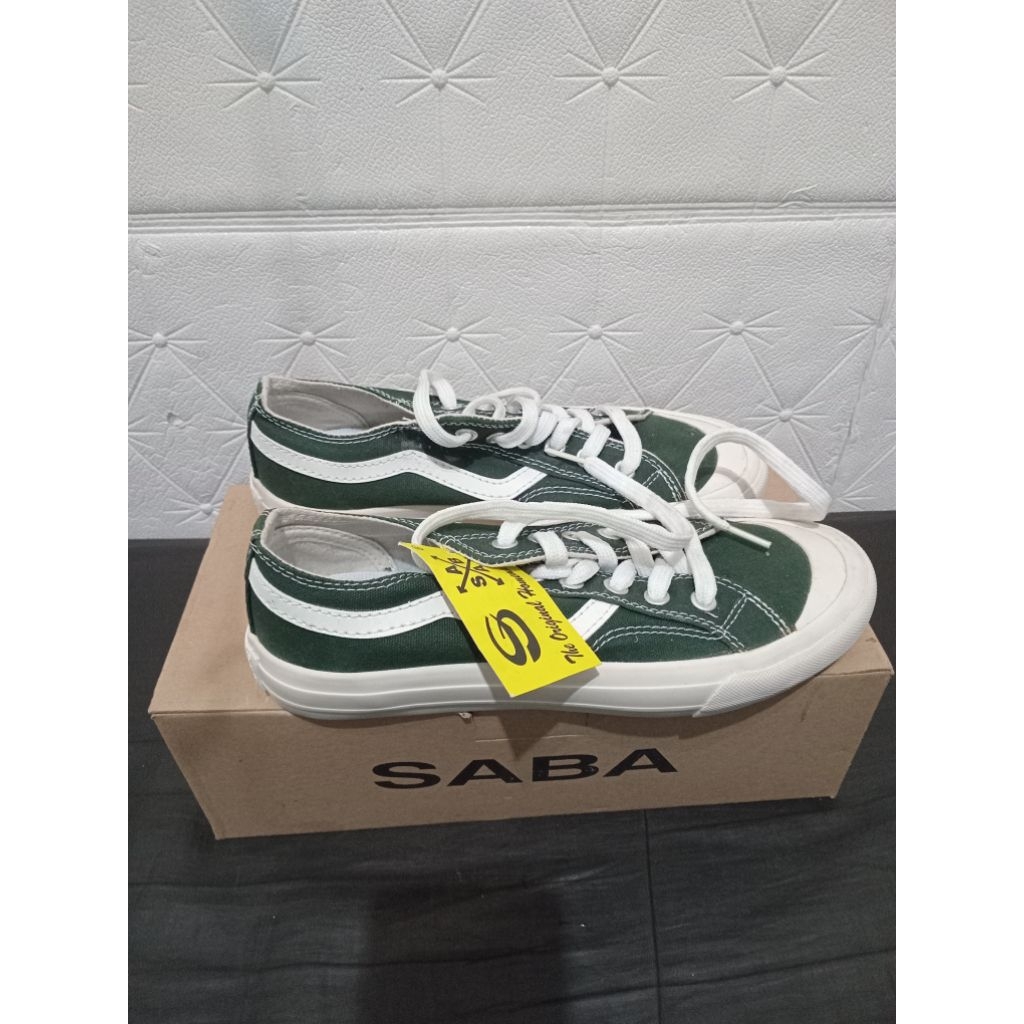 Sepatu Saba