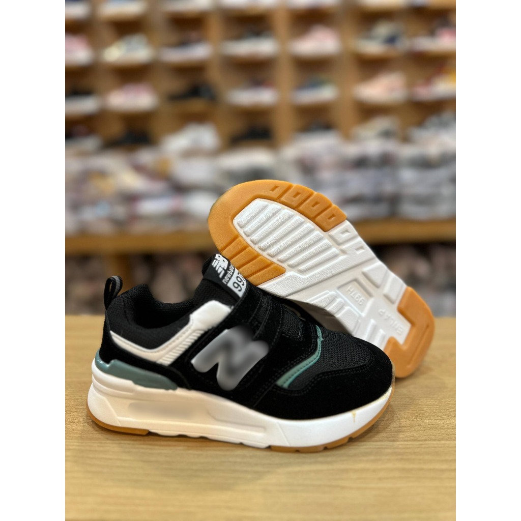 SEPATU ANAK SEKOLAH HITAM NB PEREKAT PREMIUM