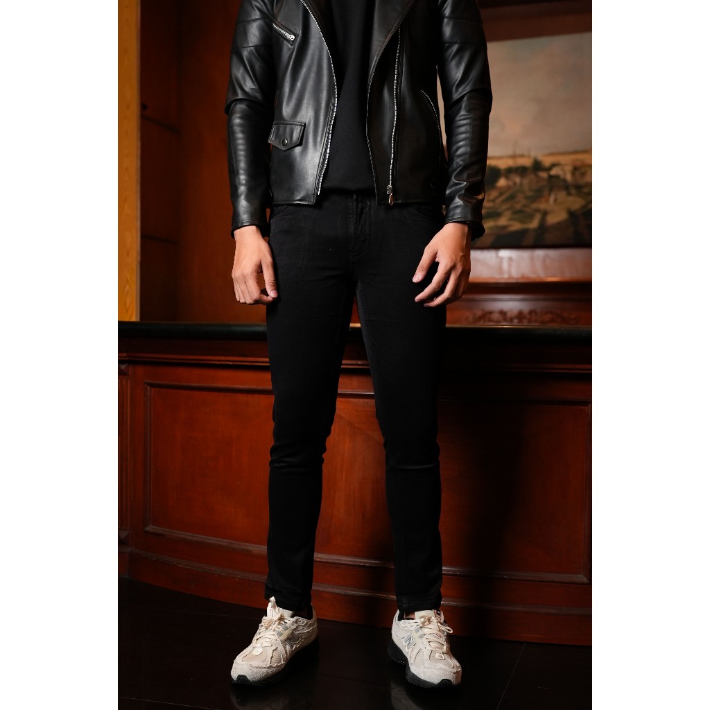 FOREX Celana Jeans Pria Hitam Polos Slim Fit DLSS4281