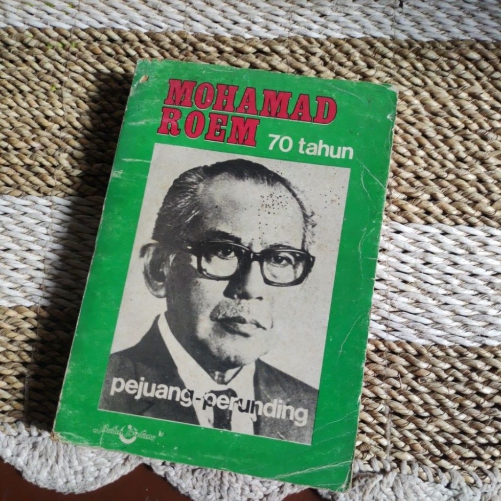 Mohamad Roem 70 Tahun Pejuang Perunding - Penerbit Bulan Bintang | Buku Bekas Original