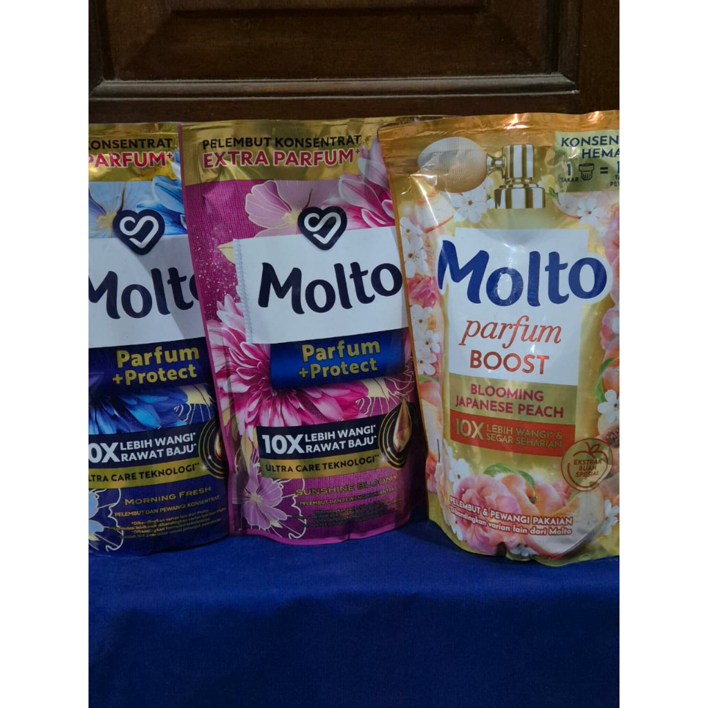 Molto Pewangi Baju 650ml Anti Kusut Parfum Boost