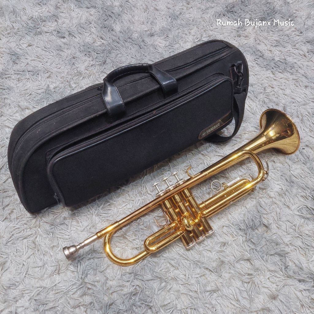 Trumpet Yamaha YTR-2330 Gold Second Original