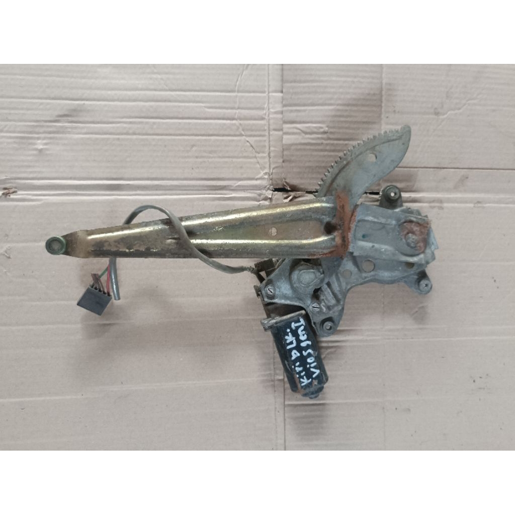 Power Window Belakang (Kiri) Toyota Vios Gen 1