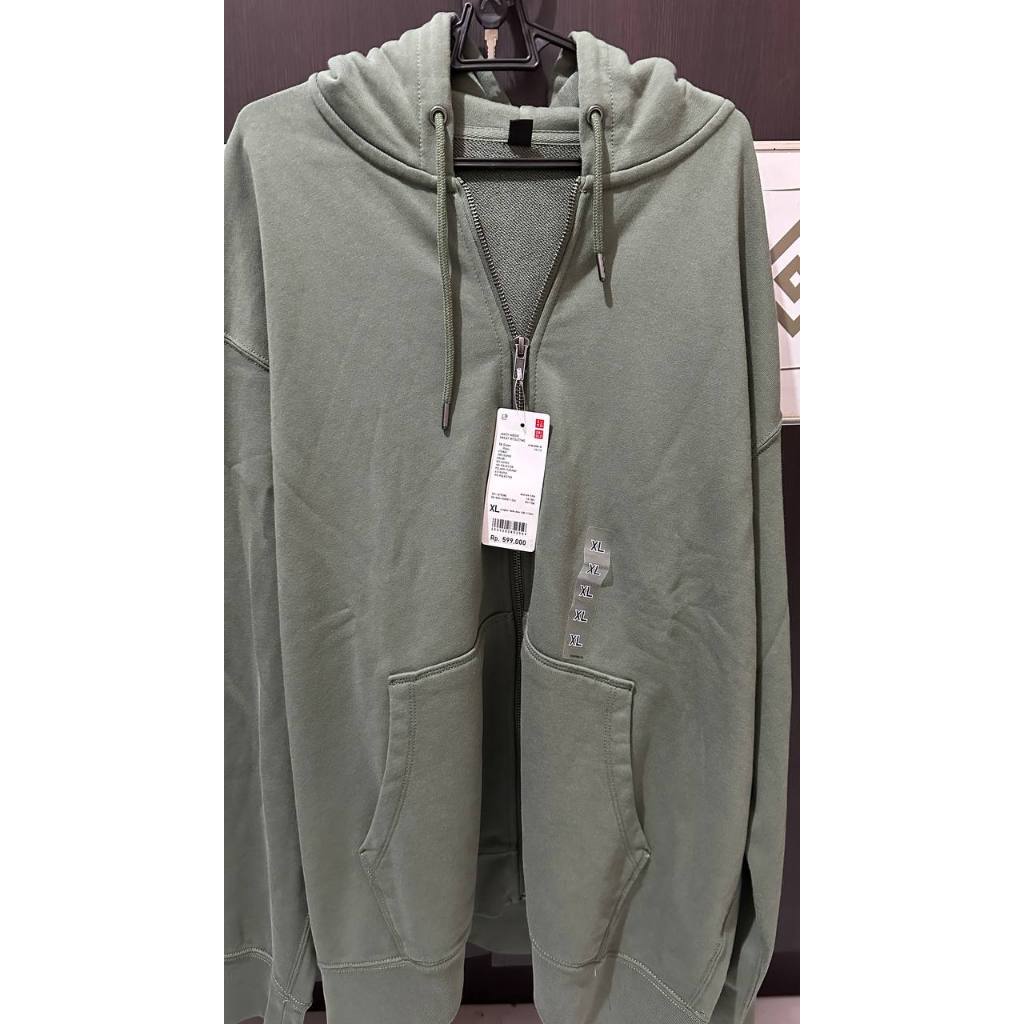 Jaket Uniqlo Hoodie Sweat Ritsleting Green Hijau XL [ORIGINAL]
