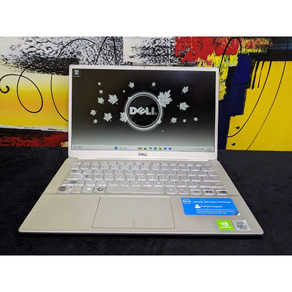 Laptop Dell Inspiron 5391 Core i7 10510U 8/256 NVIDIA MX250 Backlit
