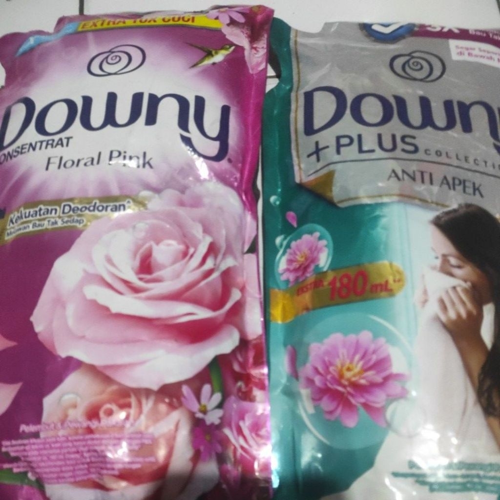 DOWNY pelembut&pewangi pakaian1,35L/1,4L/ 1,5L