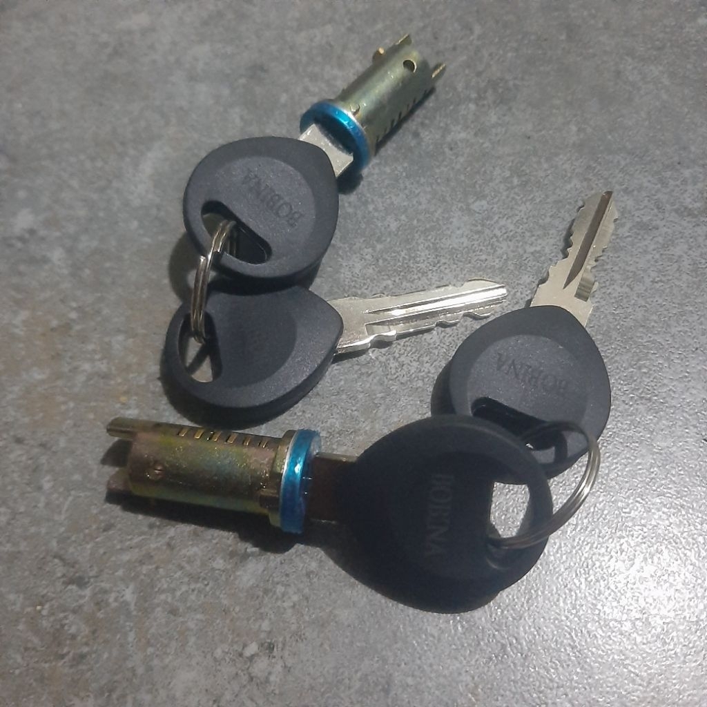 anak kunci kontak vespa excel exclusive strada