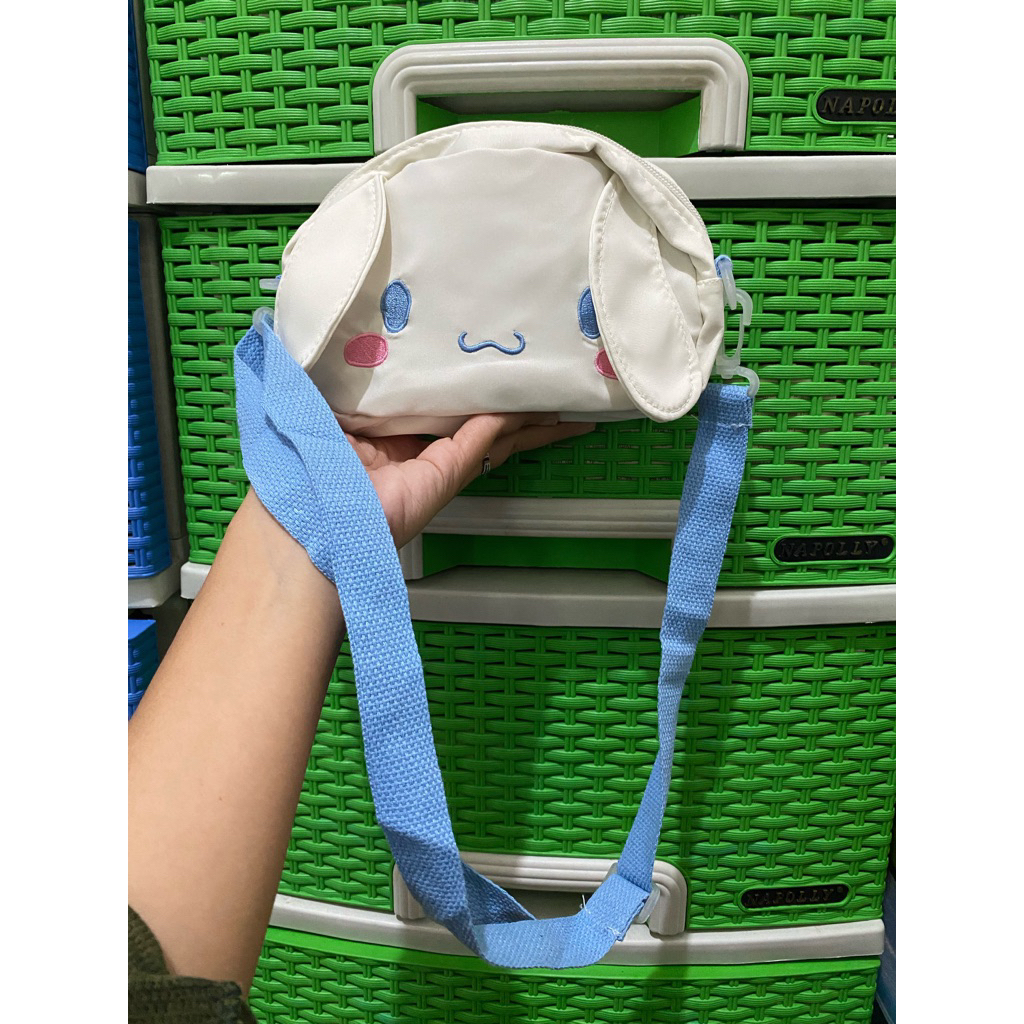 Sling Bag Cinnamoroll Sanrio
