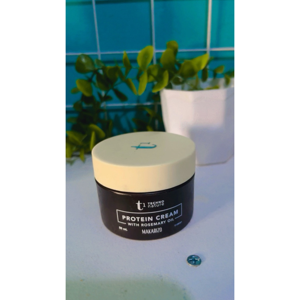 Makarizo Protein Cream white rose marry oil .