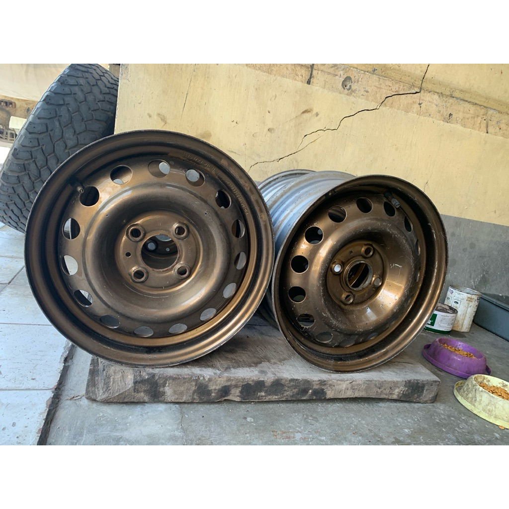 Velg Kaleng Oem Corolla Great bekas R14 4 PC