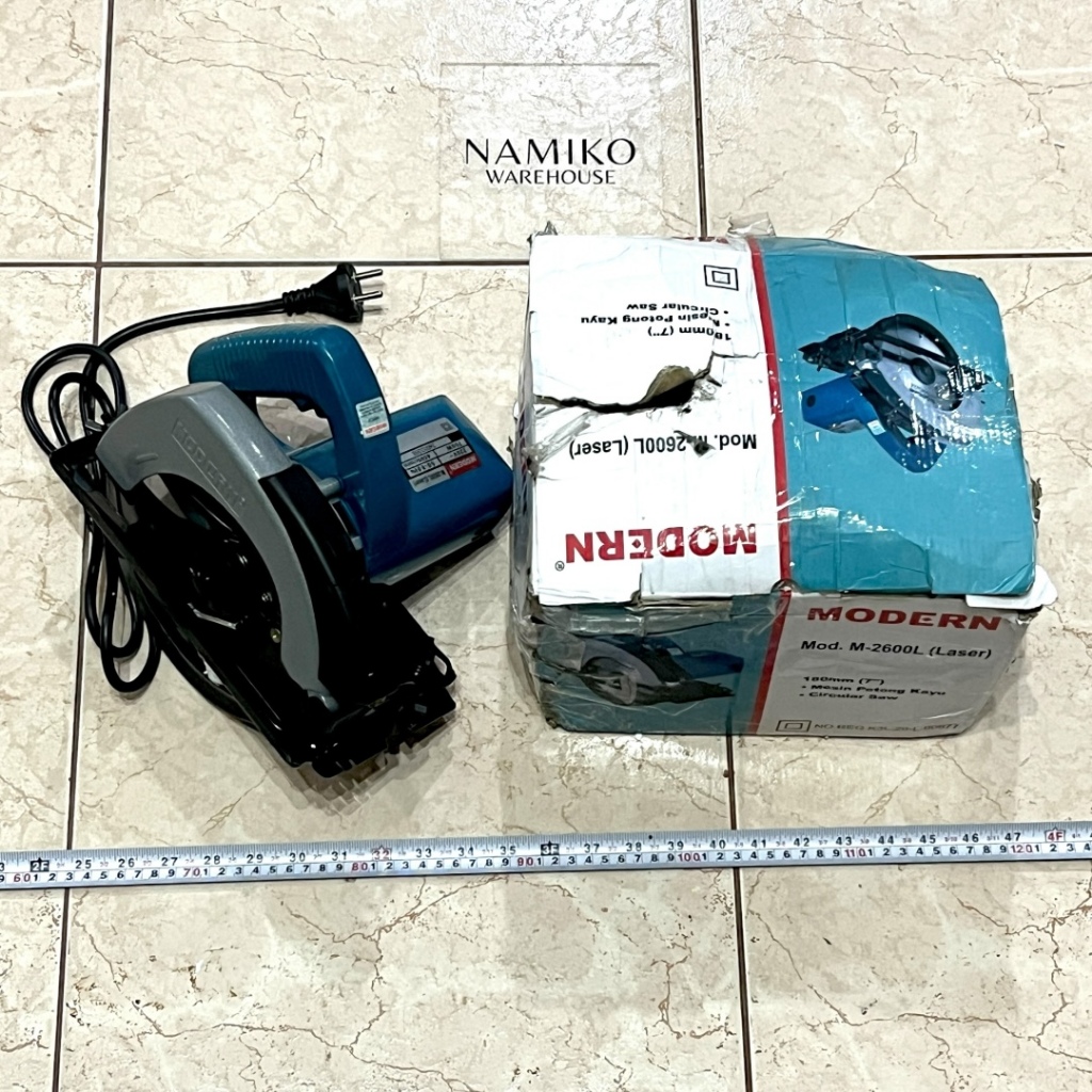 MODERN Mesin gergaji pemotong kayu circular saw M2600