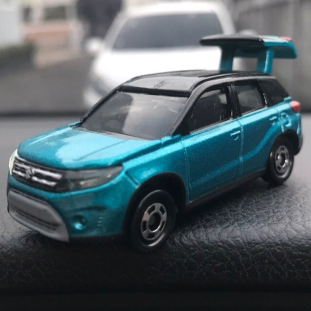 Tomica Suzuki Escudo City Car/sedan /heavyduty/sportcar/super car / unik car/ cute car/ limited edit