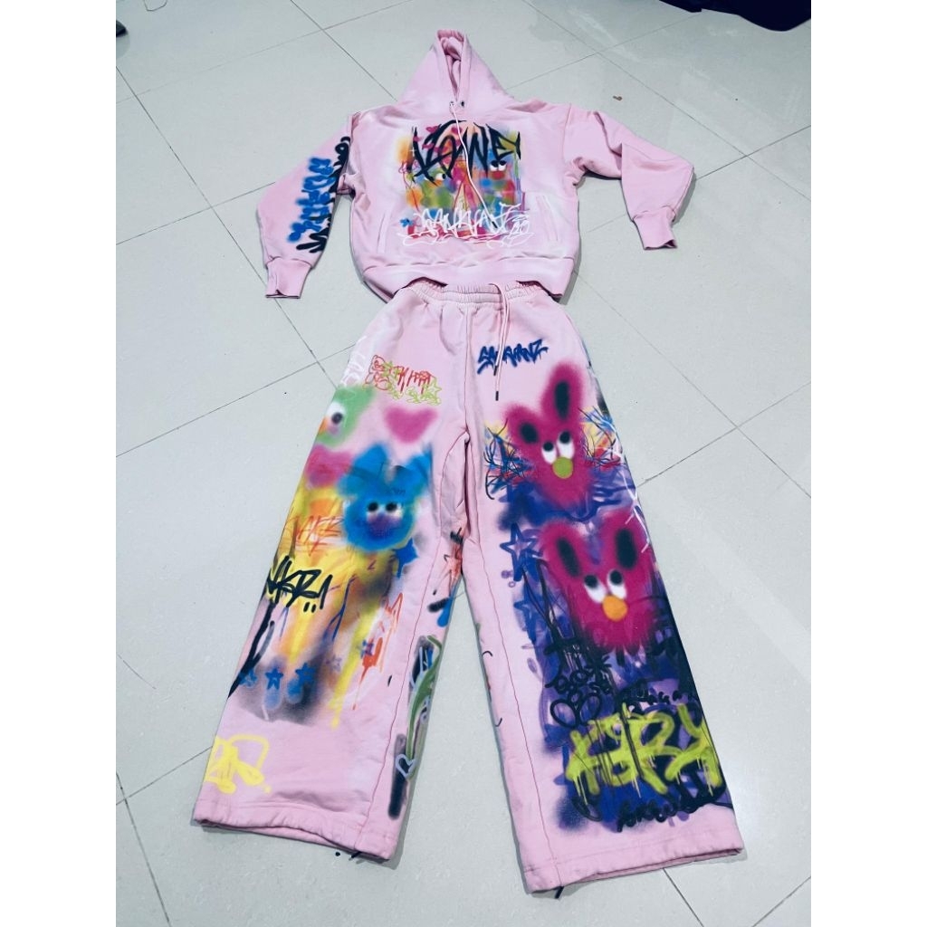 Sankuanz Graffiti Hooded Sweater