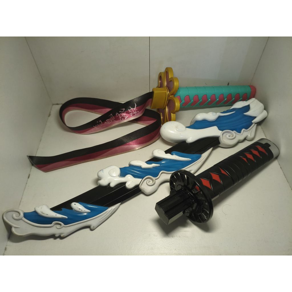 dx nichirin sword set