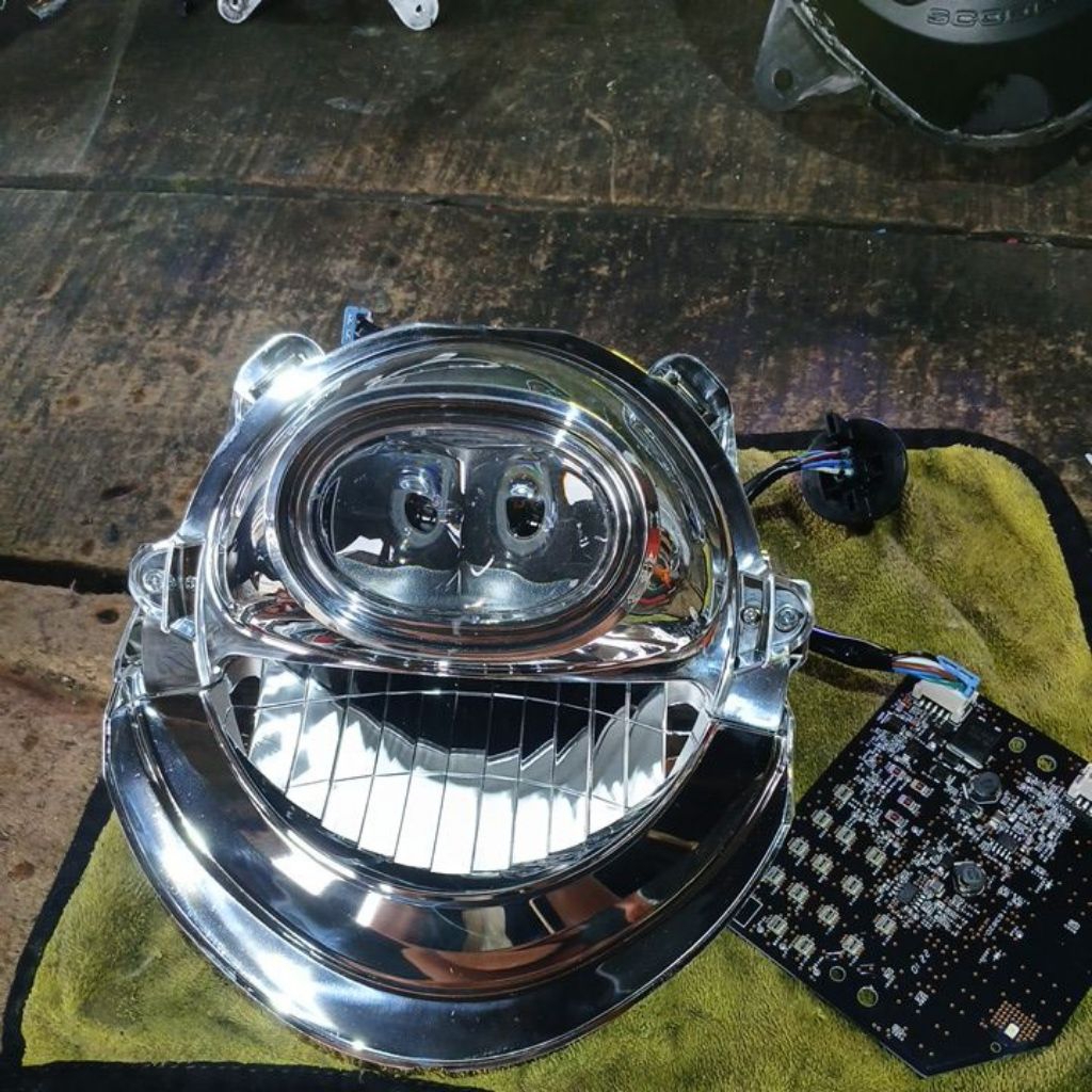 isian lampu depan scoopy 2023