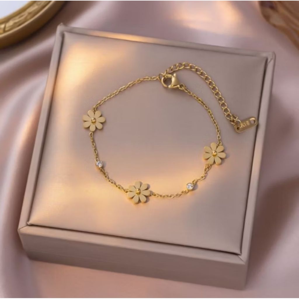 gelang titanium bunga Daisy realpict slide selanjutnya