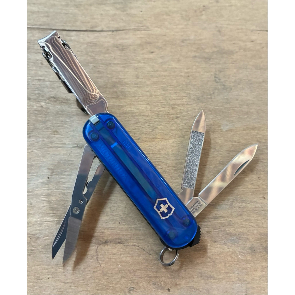 victorinox nail clipper scale biru tranpran (original bekas)