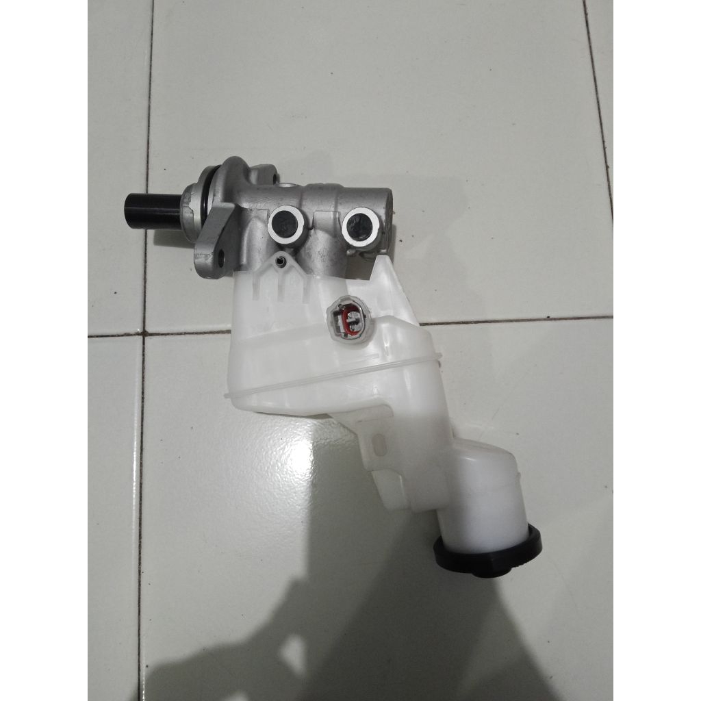 Master rem atas assy bm assy calya sigra 1.2cc 1.200cc asli 47201-BZ810