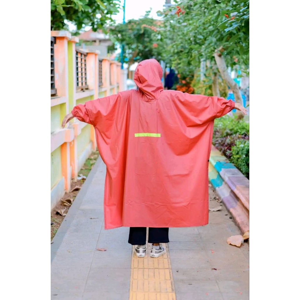 JAS HUJAN,MANTOL  PONCO/KELELAWAR,