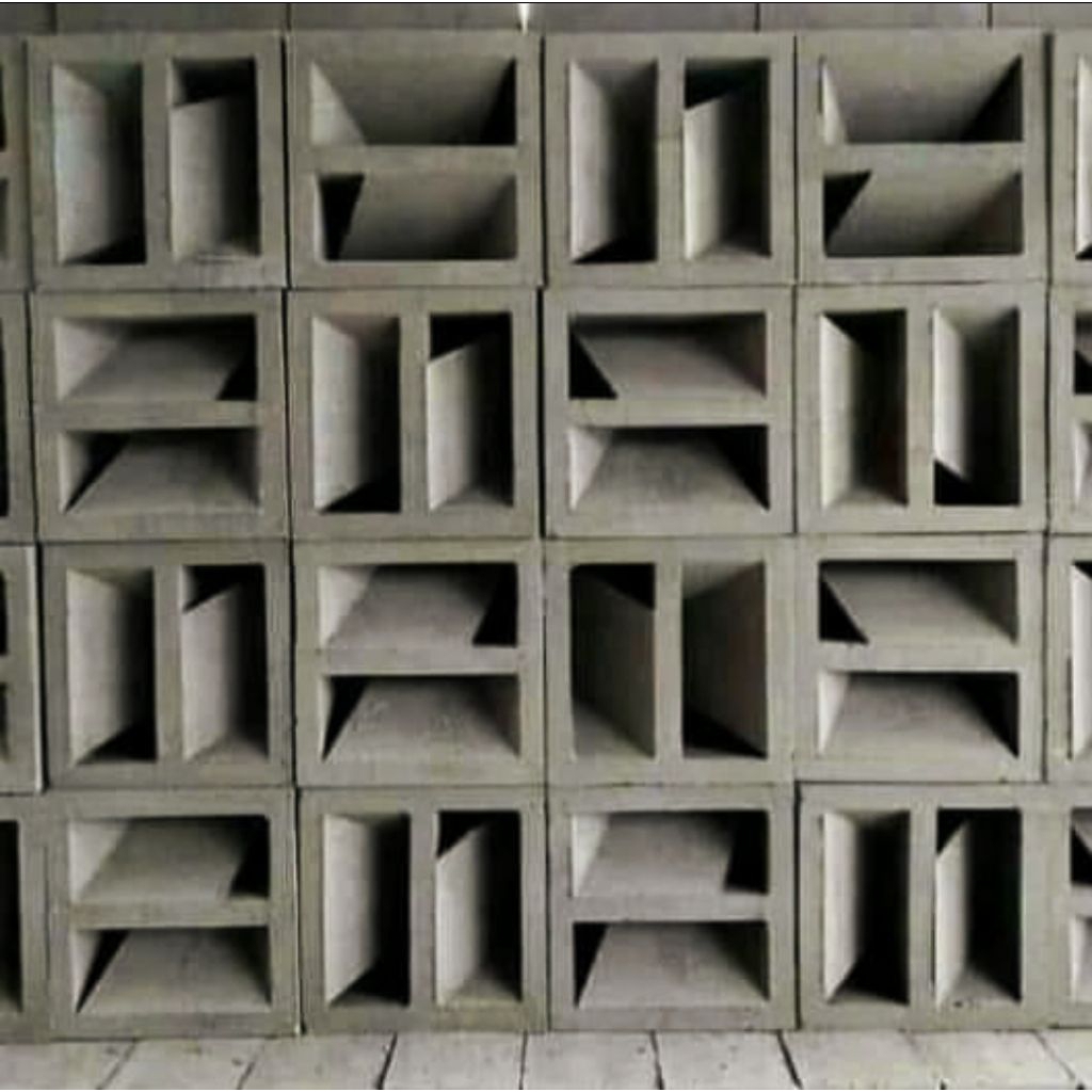 Roster beton/ roster sekat ruangan/ roster minimalis modern/ roster kupu-kupu