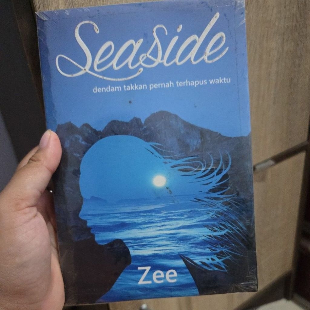 Seaside Zee Ziggy Zezsyazeoviennazabrizkie