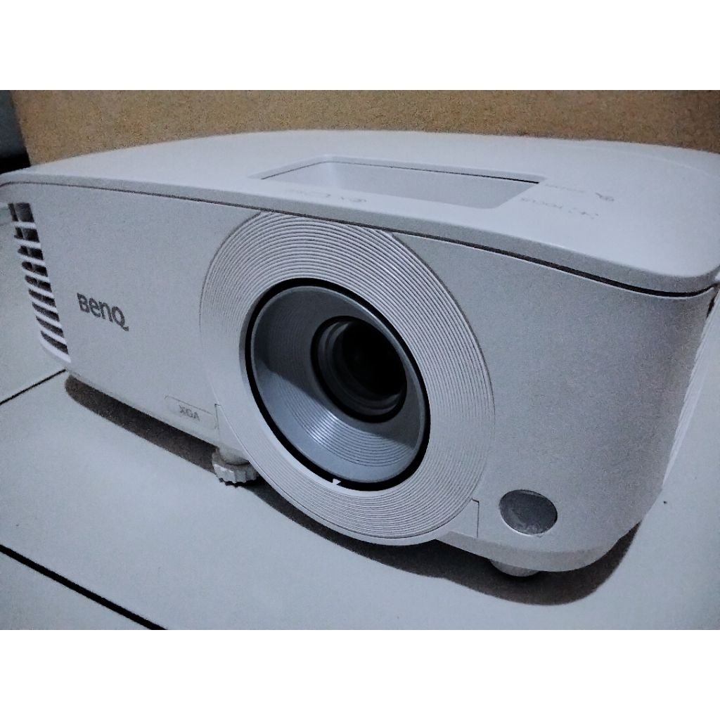 Proyektor second BENQ MX550 HDMI 3600ANSI LUMENS XGA DLP