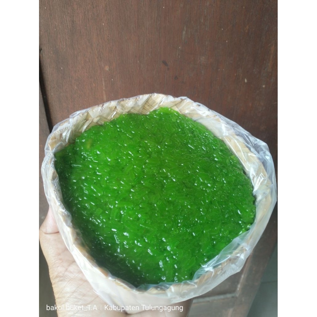 wajik ketan hijau wajik ketan merah