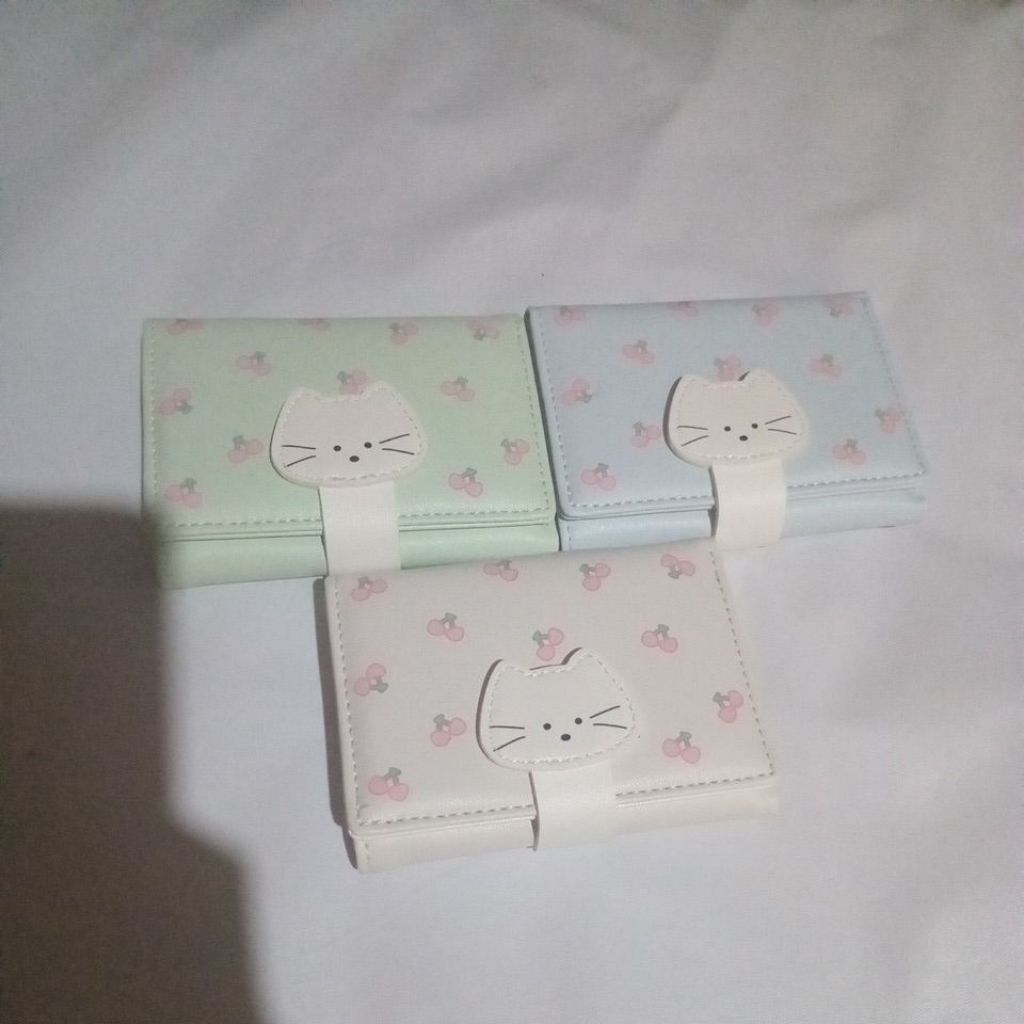 dompet pendek yadas cherry