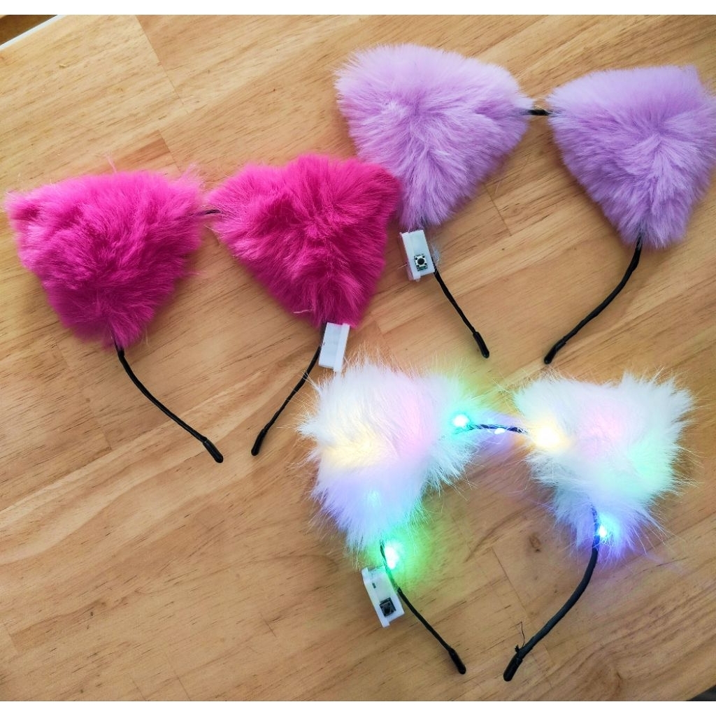 VS Bando Telinga Kucing Bulu LED / Bandana Bulu Kucing Wanita Lucu LED