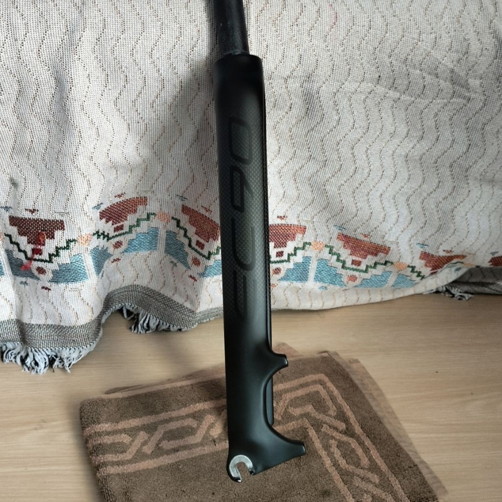 Fork EC90 Carbon Sepeda Balap Road Bike Diskbrake Disc Brake 700c