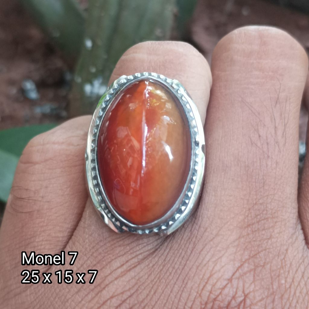 Akik Pandan Nanas Merah Kantoran.