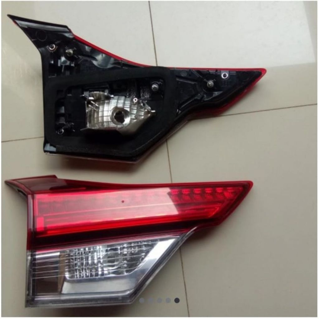 lampu bagasi/Reflektor bagasi mobil Rush Terios LED original