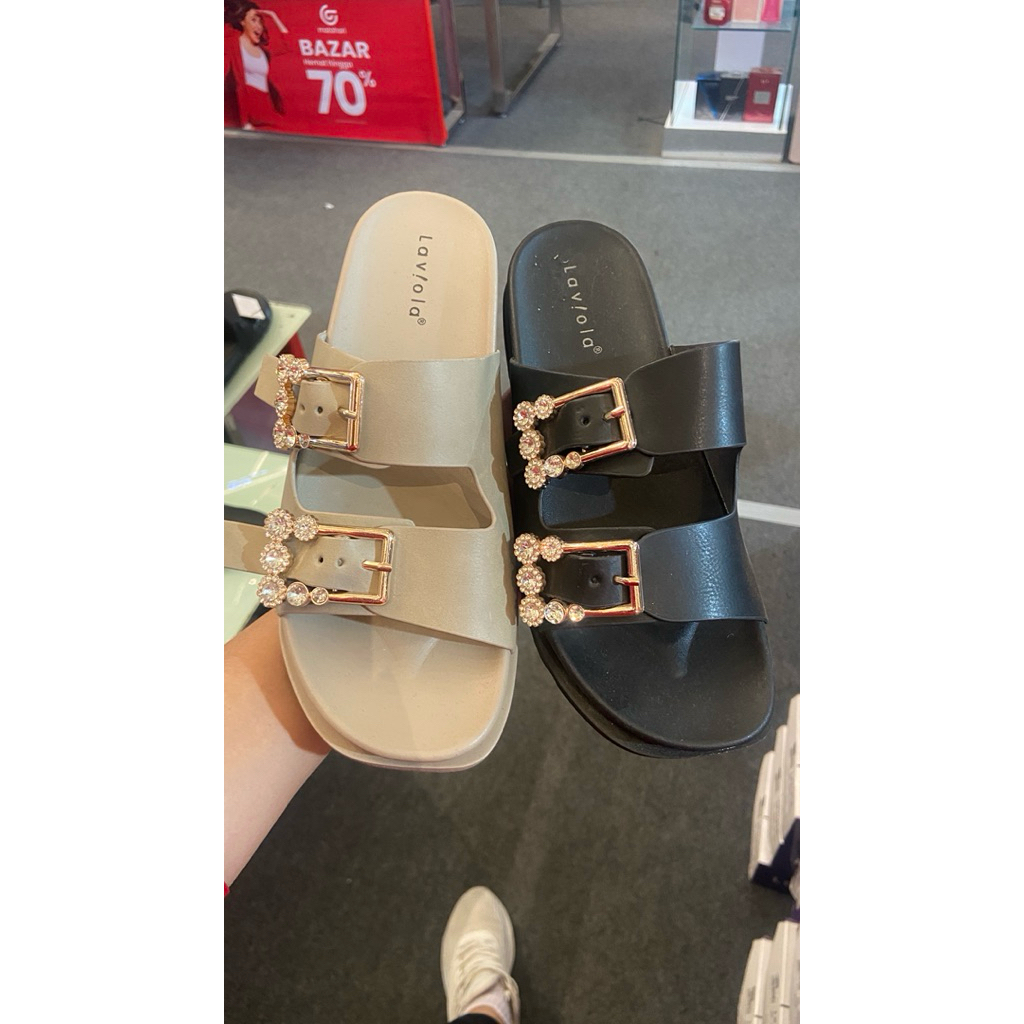 Laviola sandal teplek slip on sandals