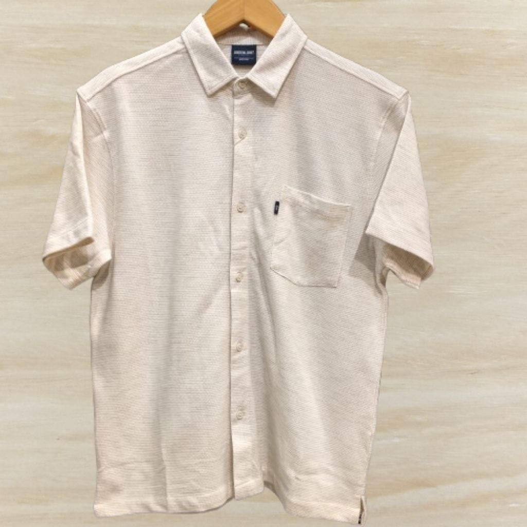 GREENLIGHT - KEMEJA PRIA TANGAN PENDEK REGULAR FIT ORIGINAL GREENLIGHT