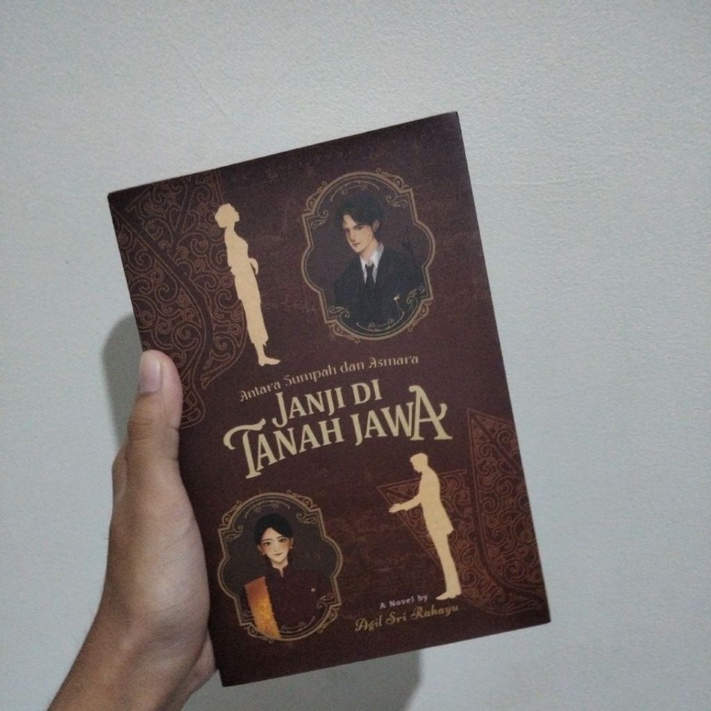 Preloved Novel Janji Di Tanah Jawa