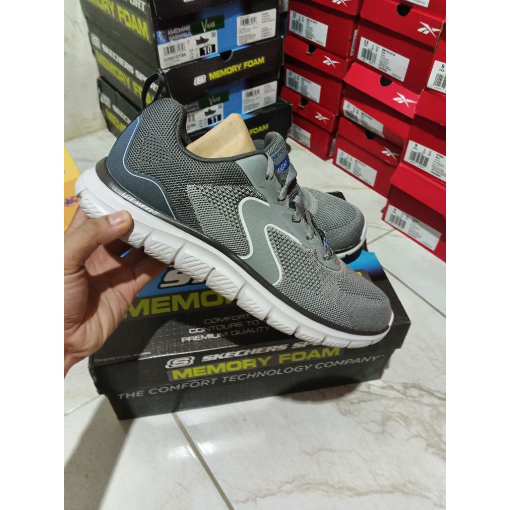 Sepatu Skechers Pria Sport Original Resmi PT MAP