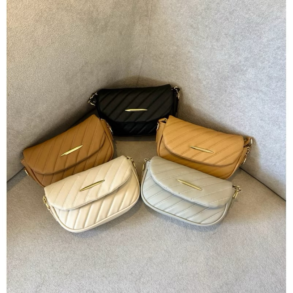 Tas kecil wanita korean style kekinian