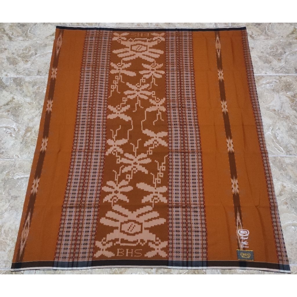 Sarung BHS ROYAL ITG GOLD LAWAS 50% SUTRA