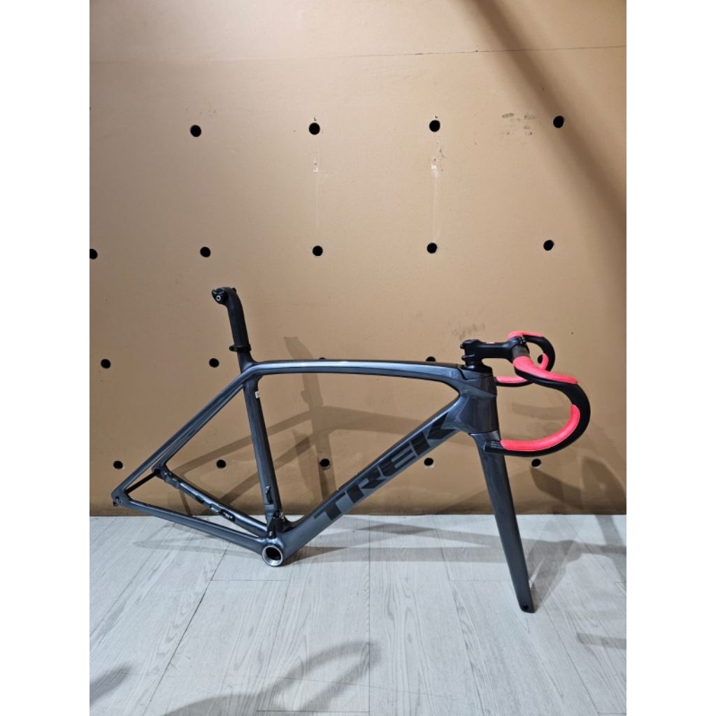frameset carbon trek emonda sl7 size 54