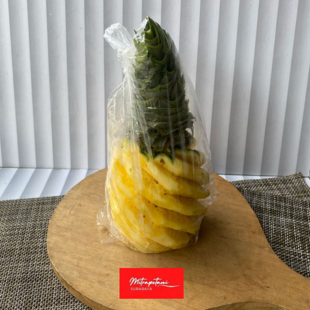 Nanas kupas besar 1 buah/nanas kupas segar/buah fresh