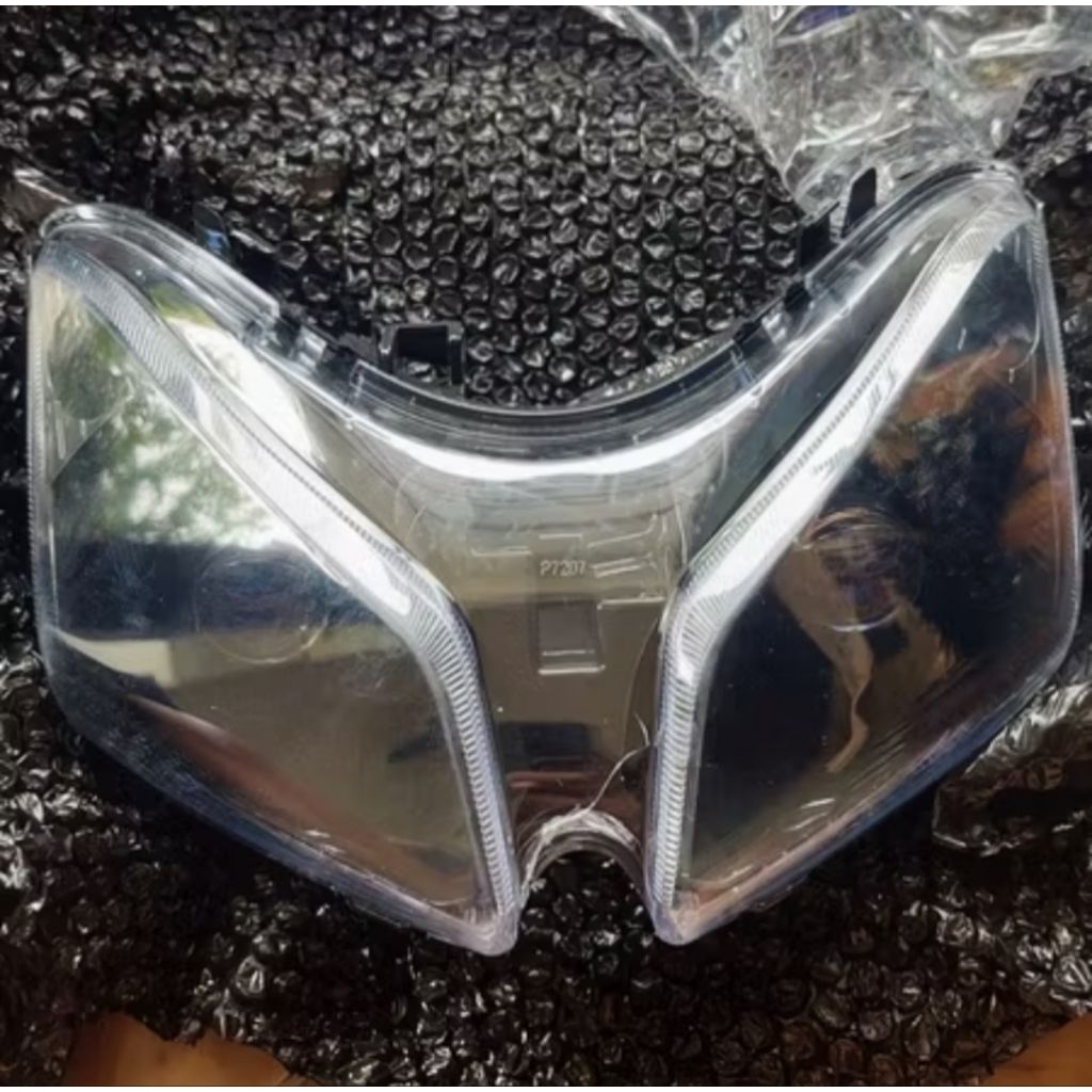 Kedok Reflektor Depan Vario 110 Karbu CW Plus Lampu LED H4 Cahaya Super Terang