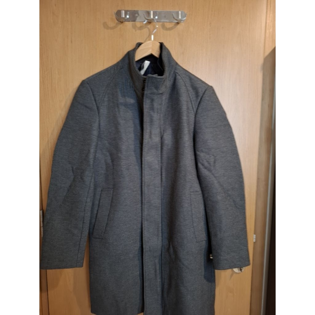 Preloved coat abuabu zara men