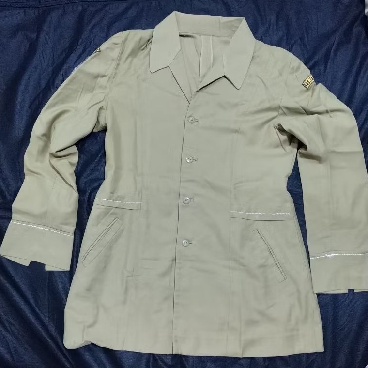 Baju LINMAS / PDH / PNS / ASN / DINAS / Pemda / Kerja / Guru Warna Khaki Atasan Perempuan Preloved