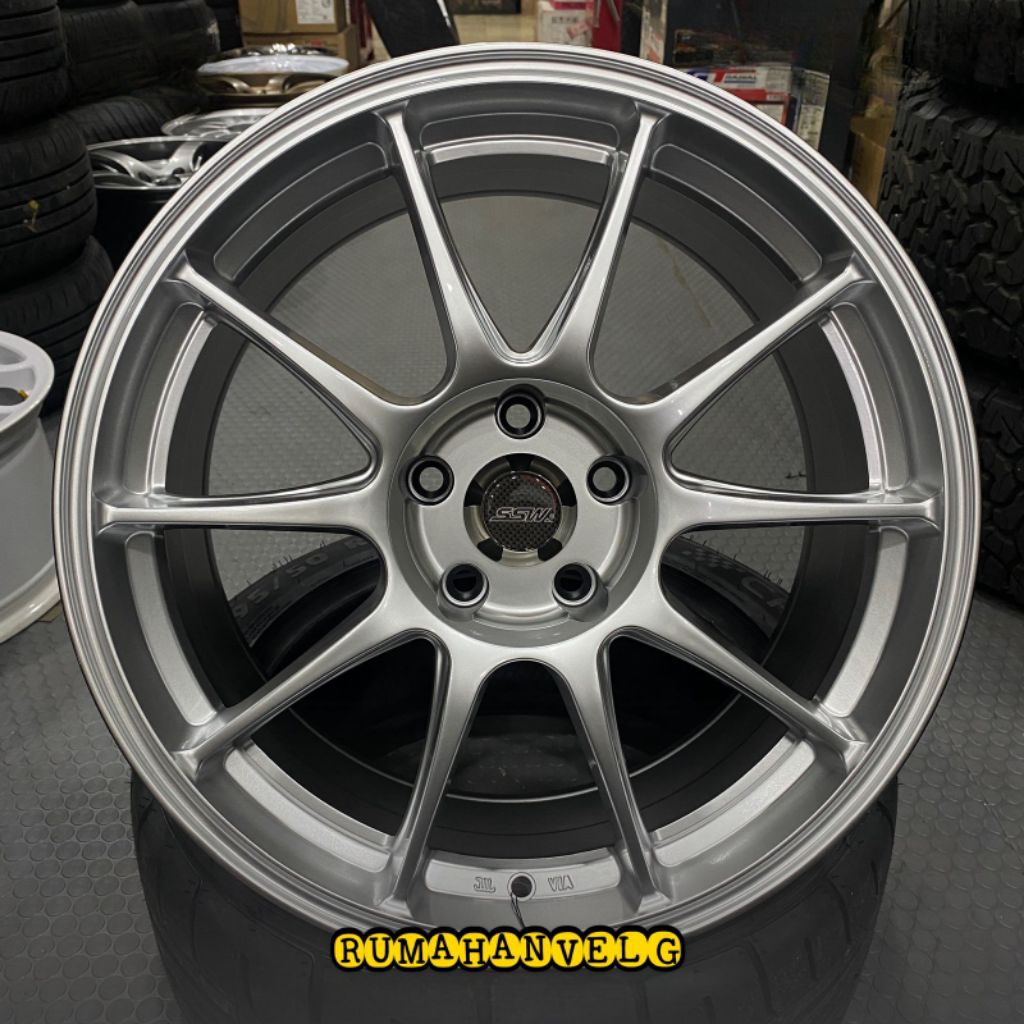 velg tc105n original ssw Thailand r18 lebar 8,5 pcd 5x114,3 velg mobil r18 cocok untuk mobil mobil c