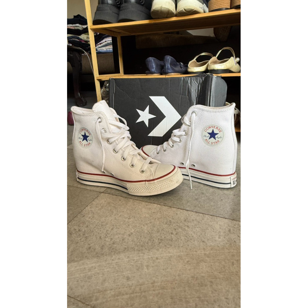 Preloved Sepatu Converse Chuck Taylor All Star Classic Wedge Platform White size 38